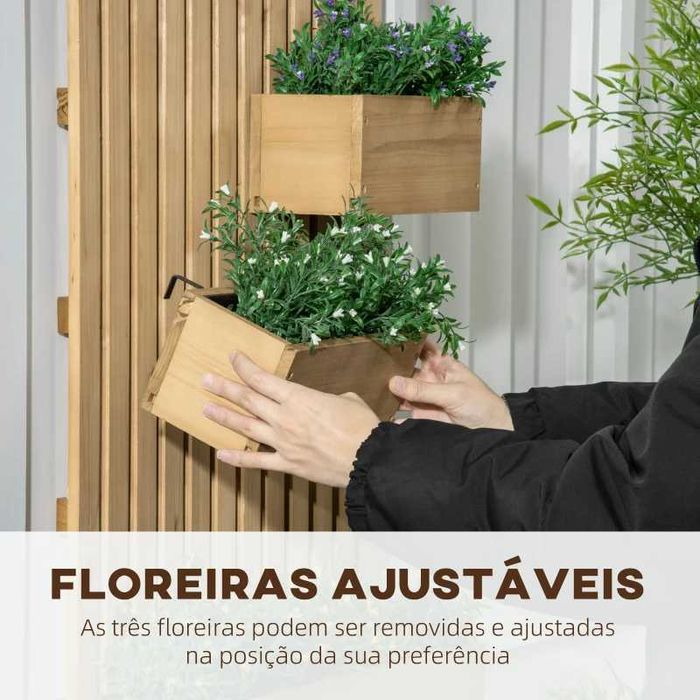 Floreira de Parede com Treliça de Madeira