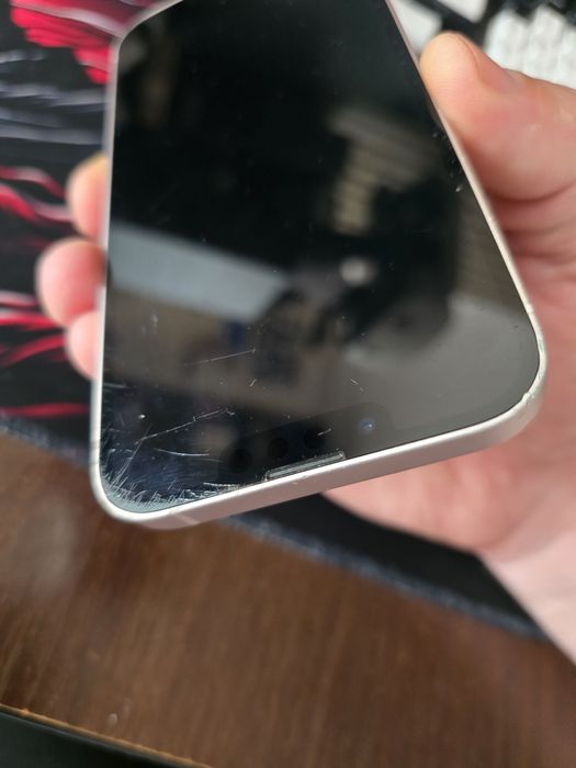 Apple iPhone 13 - 128 ГБ