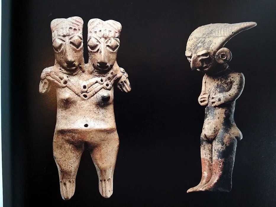 CATÁLOGO DA EXPOSIÇÃO «Arte Pré-Colombiana da Colecção Barbier-Mueller» Na FCGULBENKIAN 1995