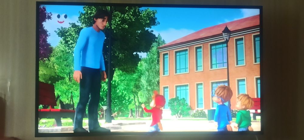 Телевизор  UE43NU7100UXUA