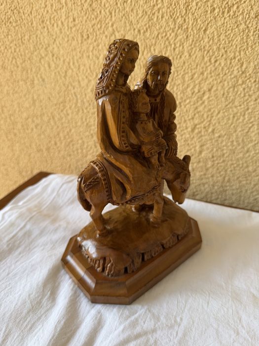 Figurka Św Rodziny drewniana