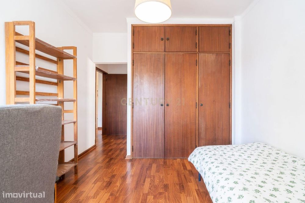 T3 Duplex com 2 Terraços, na Av. Elísio de Moura, em Coimbra
