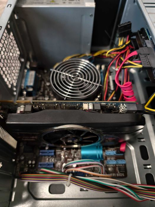 Системний блок i5-3470 HD6770 1gb HDD 500гб 8gb ddr3