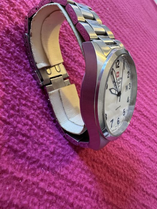 Vendo relógio de Quartz e Safira da Swiss Alpine Military