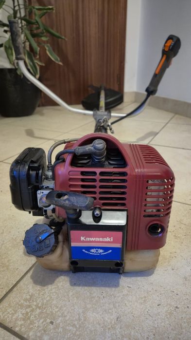 Roçadora Kawasaki 43cm3