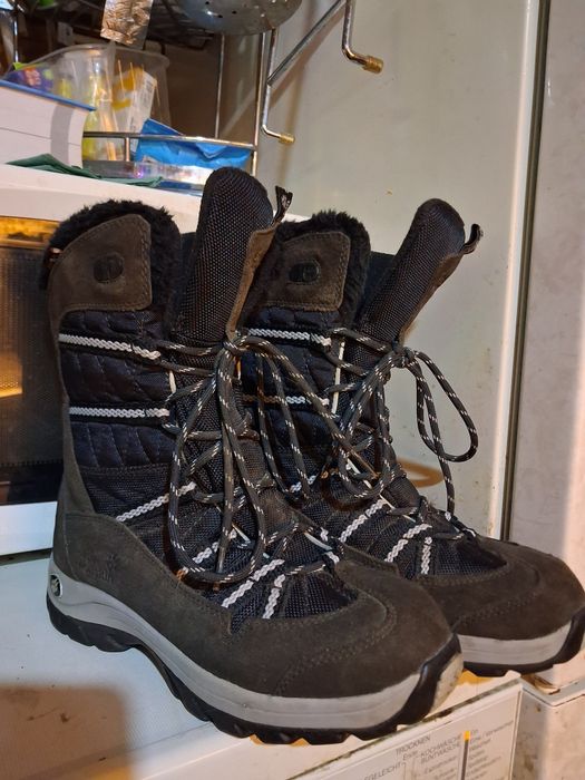 Зимові чоботи для підлітків Jack Wolfskin 37 дуже теплі