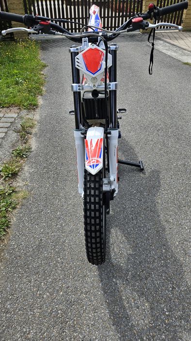 Trial Beta EVO Factory 250
Rok