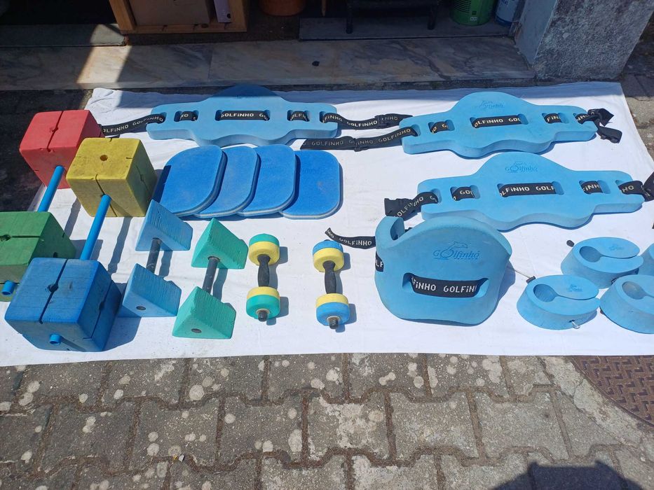 Acessórios Golfinho Sports para piscina 18 unidades