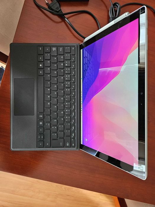 Microsoft Surface Pro 6 - Like new, never used442951836872878084