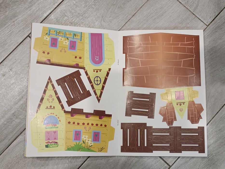 Nowa gazetka Dj Pon-3 magazyn domek komiks opowiadania