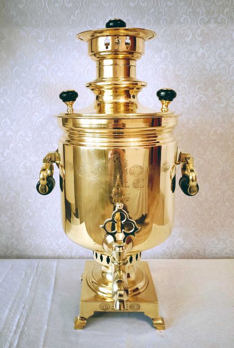 Царский угольный самовар 