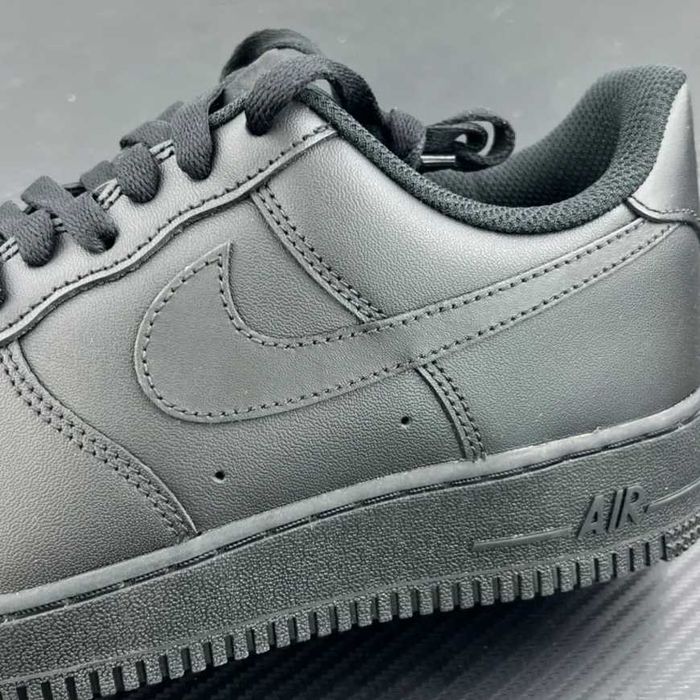Nike Air Force 1 Low Czarny r.42.5