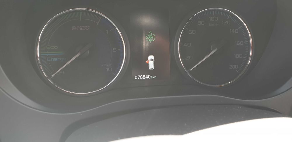 Mitsubishi outlander 2.4 phev 2021, 78840km