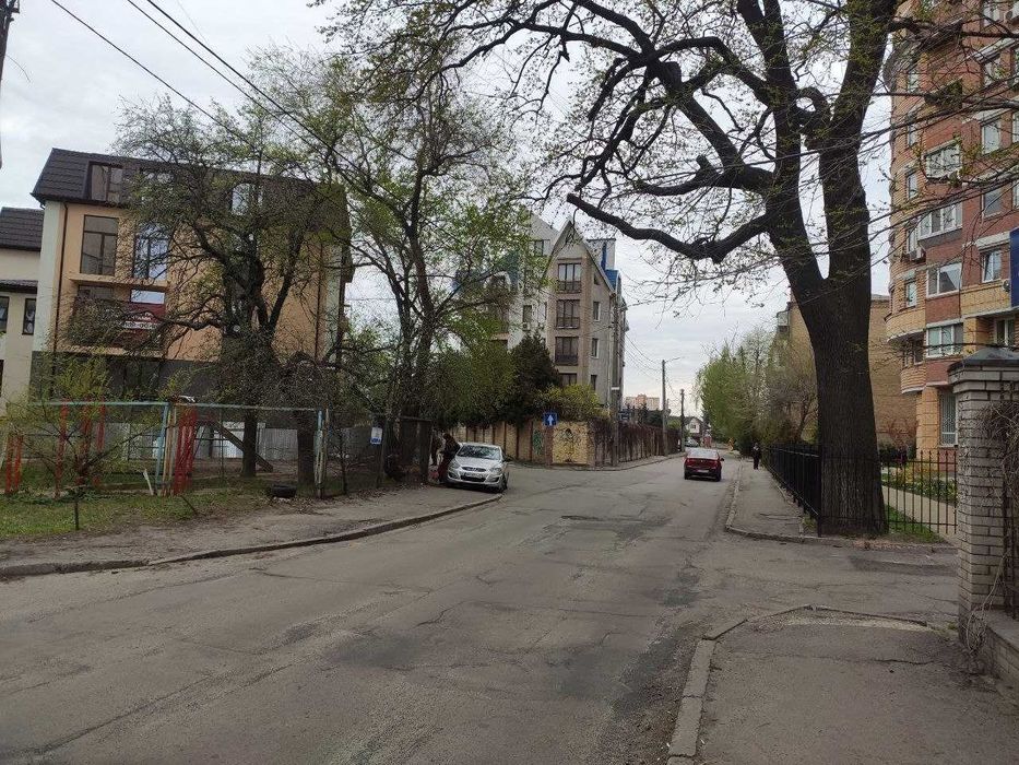 3к квартира на Яслинській 3 - з дворівной дитячою замість двоярусного ліжка