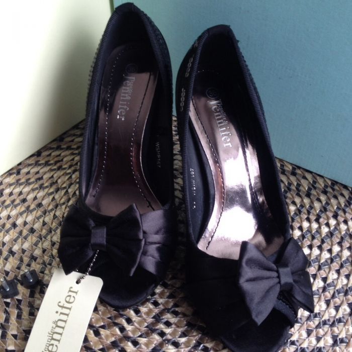 Buty damskie szpilki czarne z kokardą nowe r. 36 Jennifer satynowe