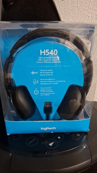 Słuchawki Logitech H540