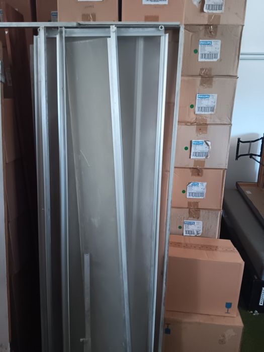 2 kabiny prysznicowe aluminiowe. 90 cm