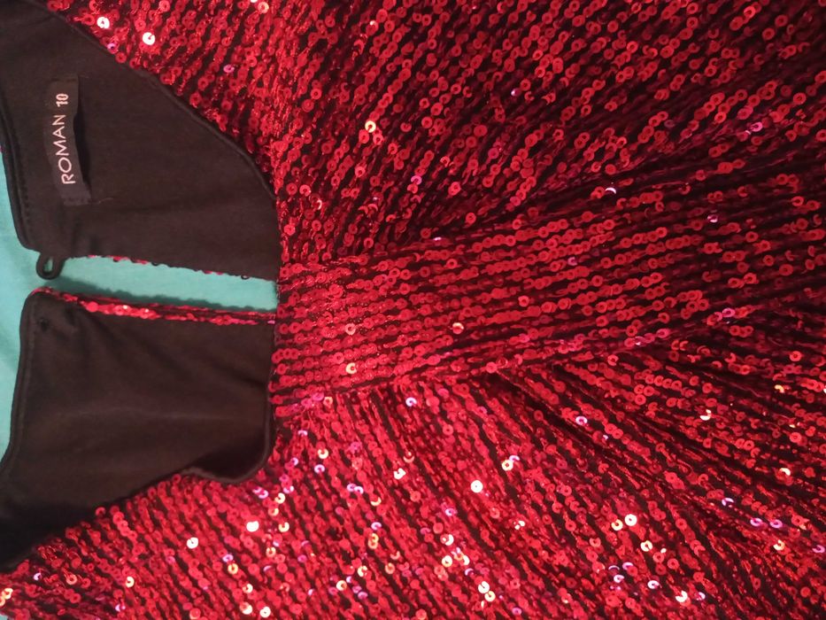 Sukienka czerwona w cekiny rozmiar S/M