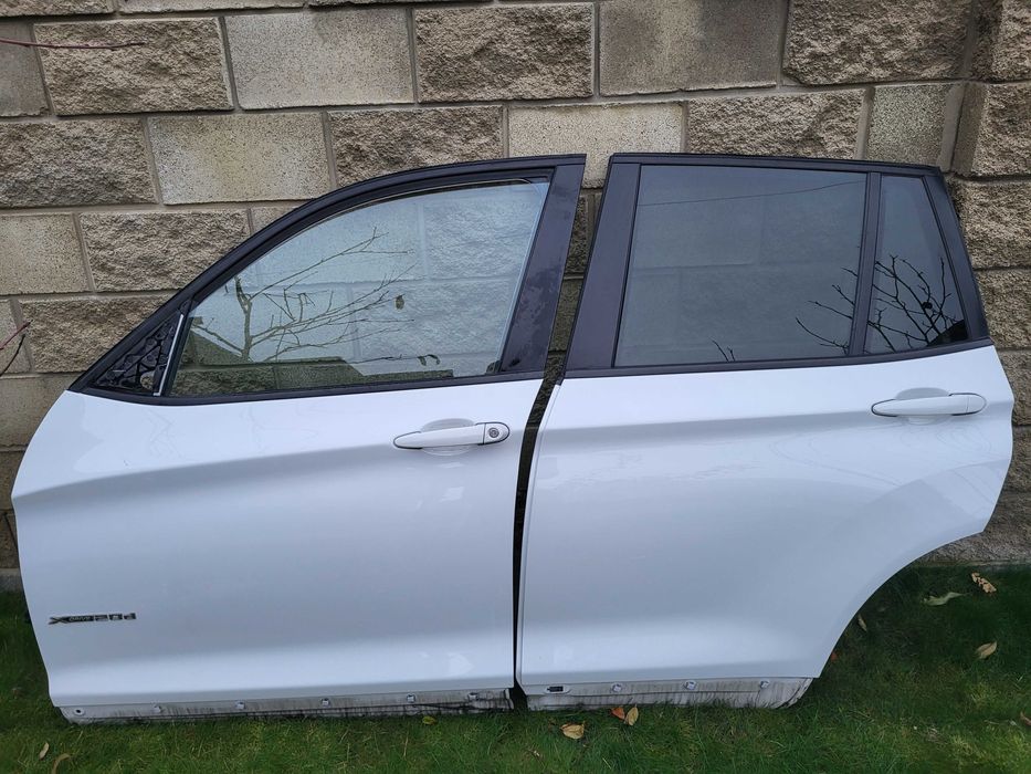 BMW X3 F25 X4 F26 двері скло замок ручка молдінг A300 416 475 A83 БМВ