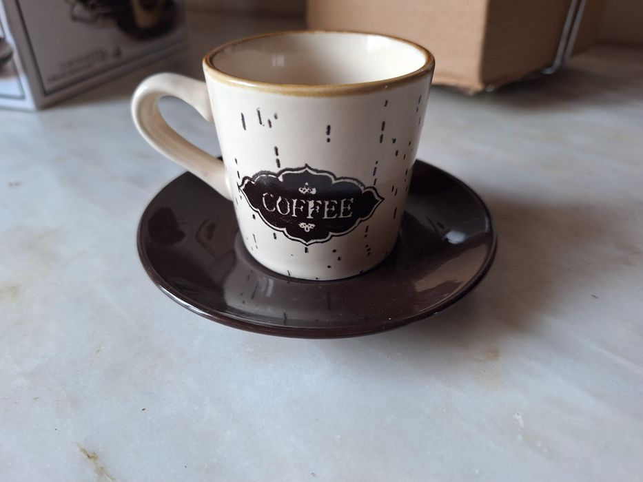 Conjunto  chavnas de café.