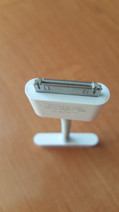 Переходник Apple iPhone или iPad (30-pin) к телевизору (HDMI) A1422