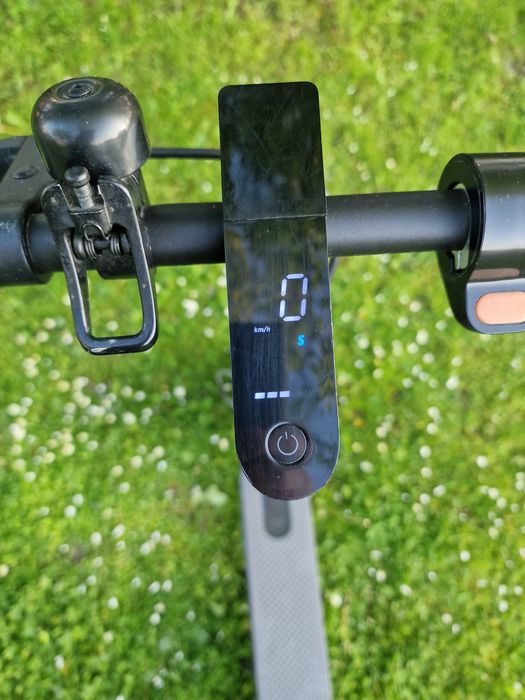 Hulajnoga Xiaomi Scooter Essential