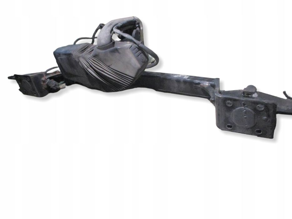 hak holowniczy bmw 5 e60 e61 303256