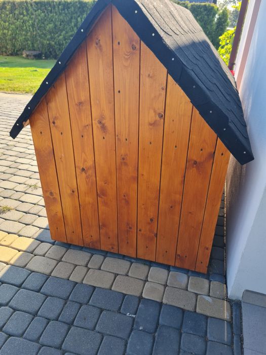 Duża, solidna buda dla psa – 214 × 104 cm