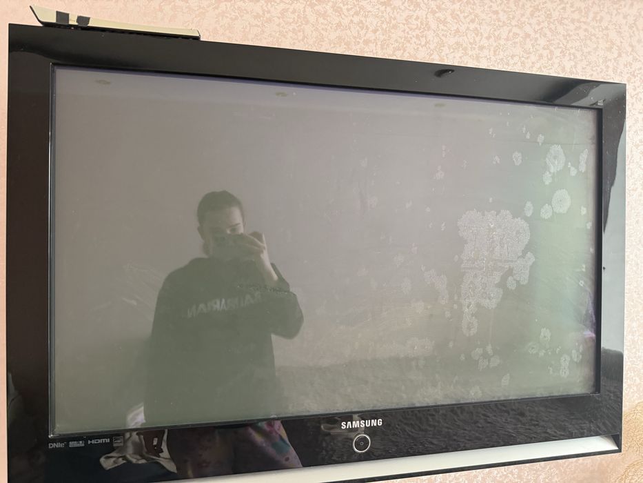 Продам телевизор samsung