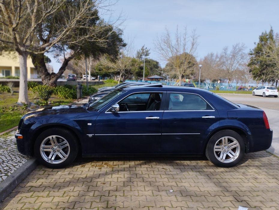 Vendo crysler 300c v6