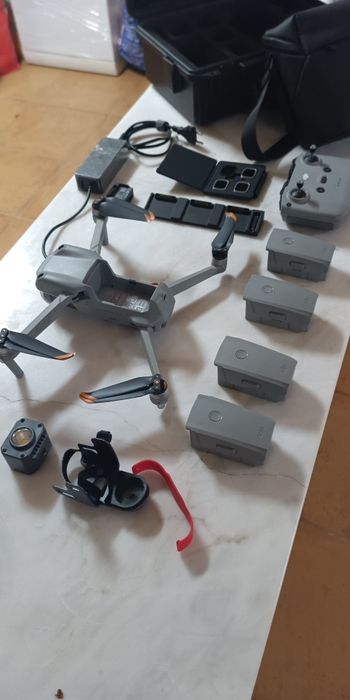 DJI Air 2S - Fly more combo - 4 baterias