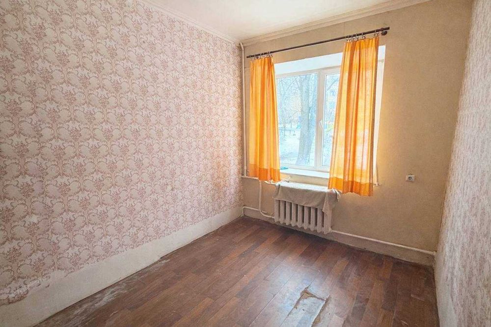 Продаж кімнати в комунальній квартирі Деревлянська 20/2 / Деревлянская 20/2