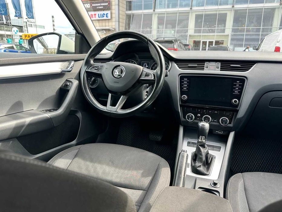 Skoda Octavia 2018 VIN TMBAG7NE8K0033568 фото оголошення 13 з 16