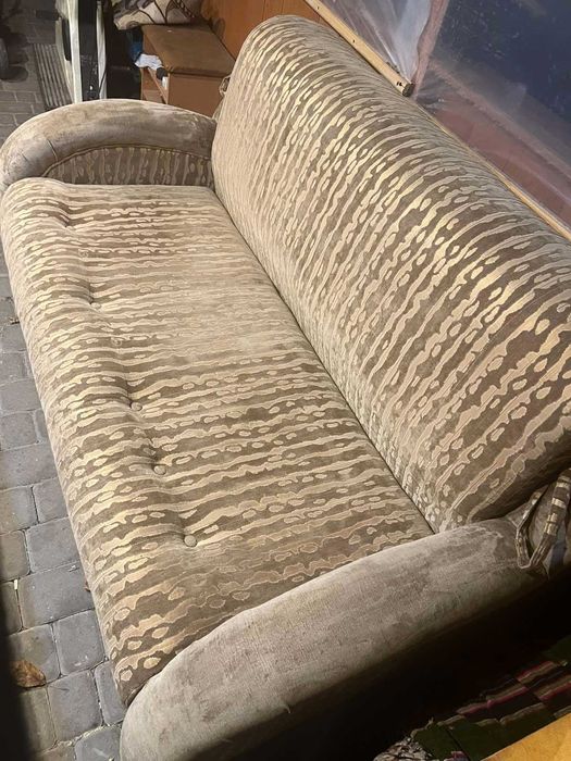 Продам диван книжка