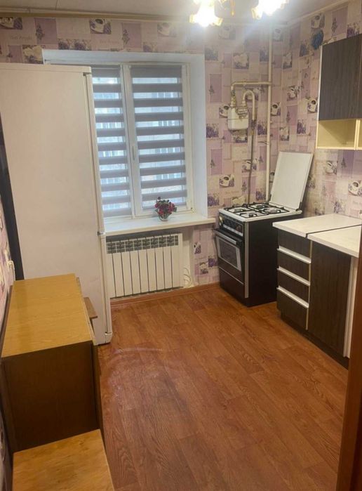 Продаж 1к квартири 30.1 кв. м. смт. Макарів