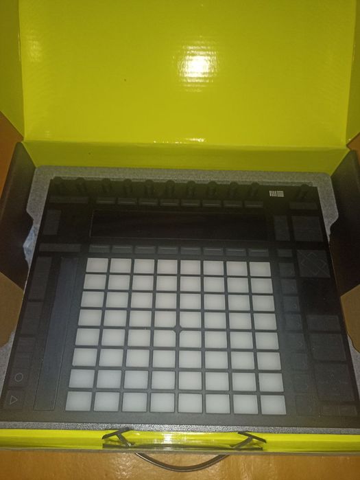 Midi-контролерів від Ableton Push 2
