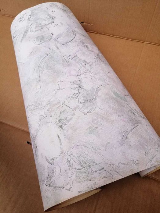 Tapeta lekko fakturowana. Oryginalny wzór rodem z lat 80tych. Nowa.