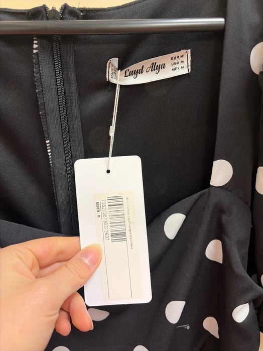 Sukienka retro w grochy