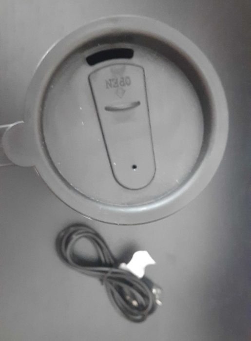 Caneca com cabo usb