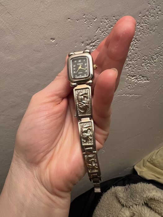 Вінтажний годинник Gucci