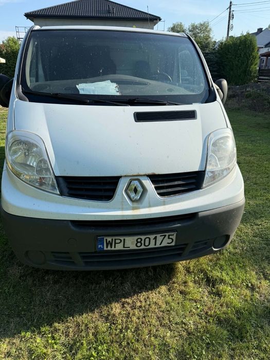Renault Trafic 2 2.0 dci 2010r -uszkodzony
