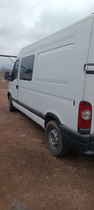 Опель мовано 2003р