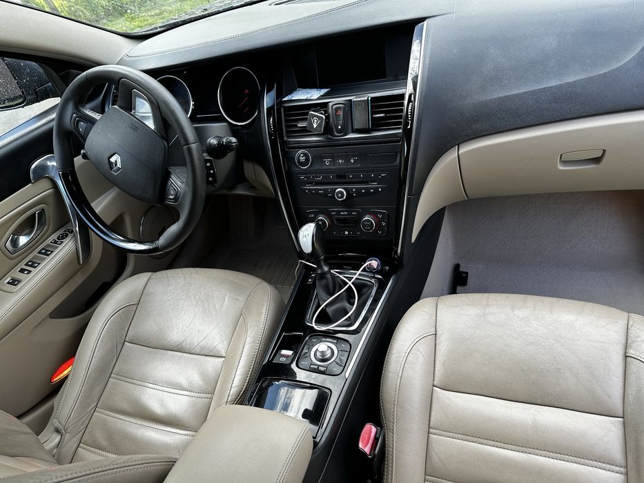 Renault latitude