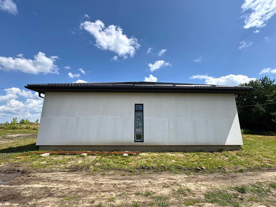 Продам добротну американку з окремим заїздом в районі Авторинку