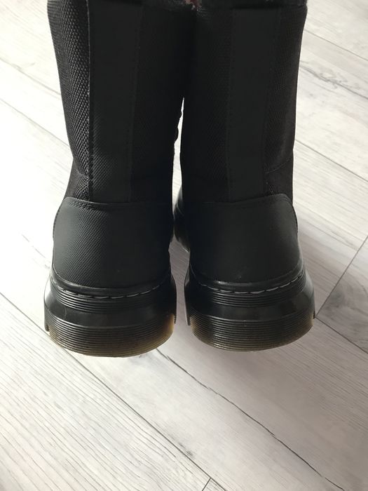 Утеплені черевики Dr. Martens Air Wair