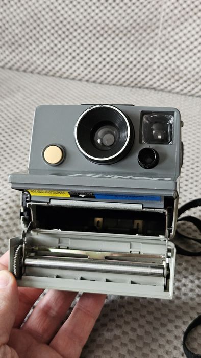 Polaroid The Button 600