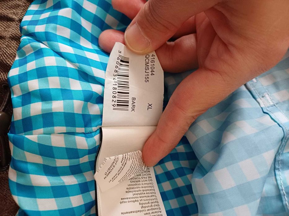 Blusão Quiksilver com capuz amovível (Tamanho XL)