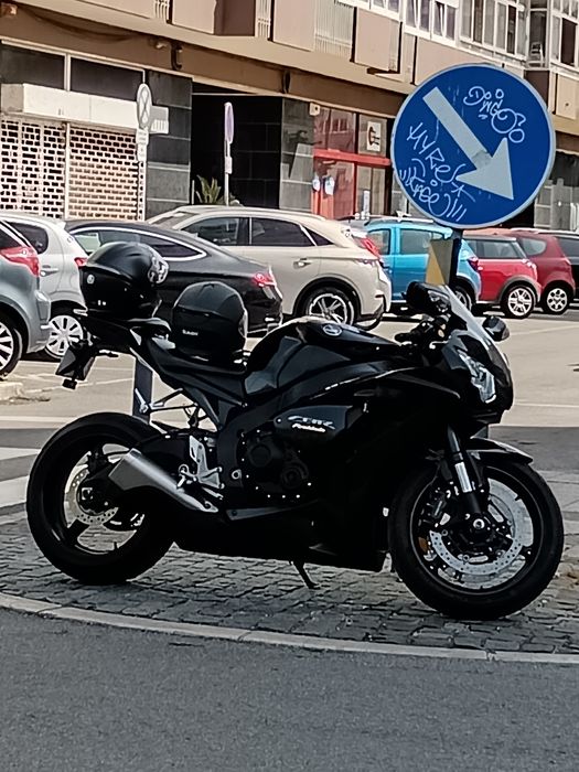 CBR 1000rr Fireblade