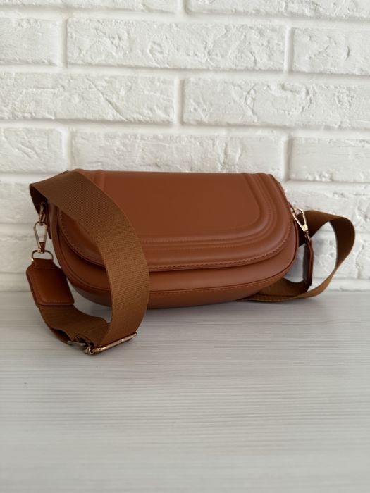 Коричнева сумка в стилі ZARA