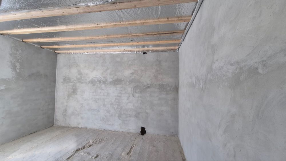 Продається будинок в центрі міста